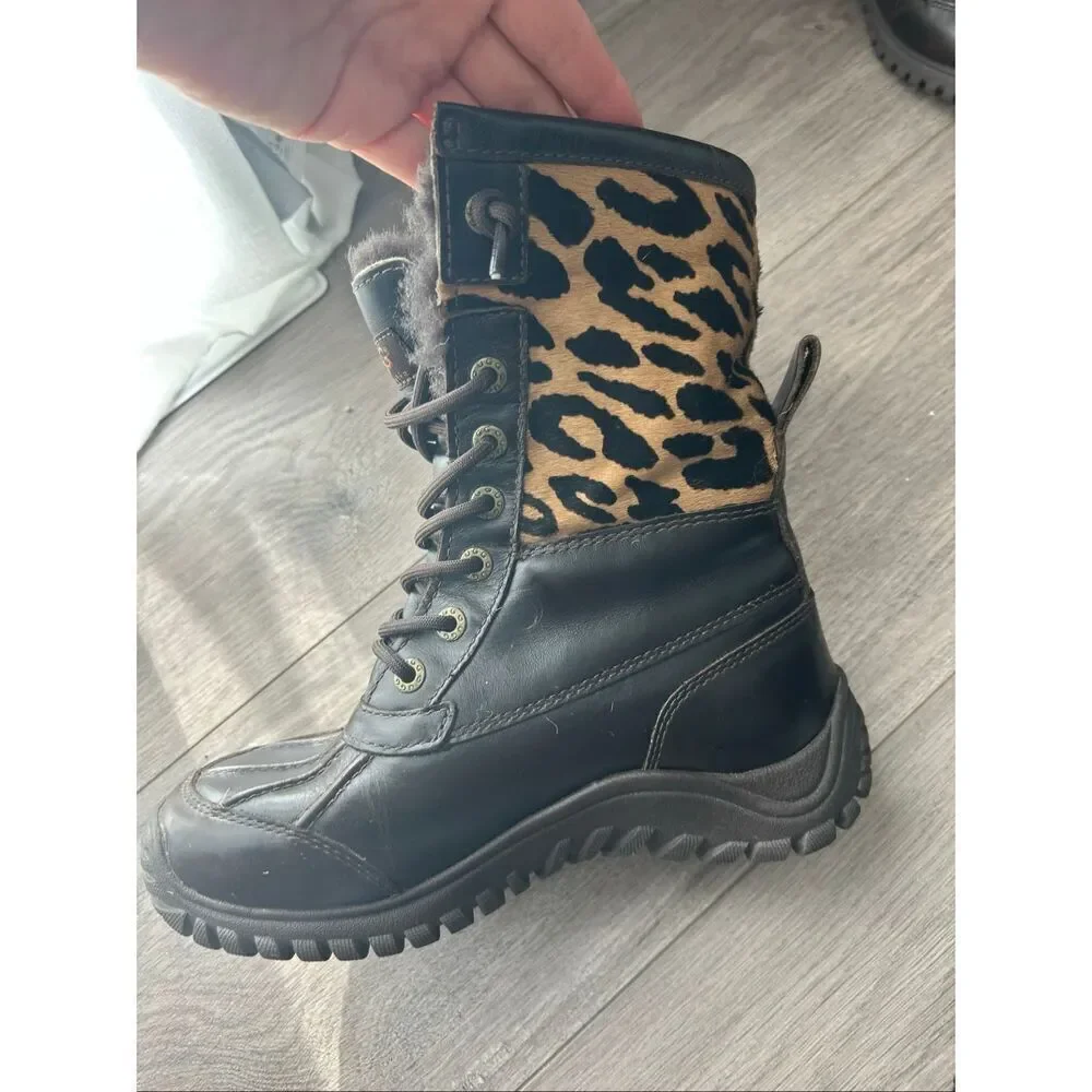 UGG Boots Womens Size 6 Adirondack Leopard Brown Rare Unique Animal Print